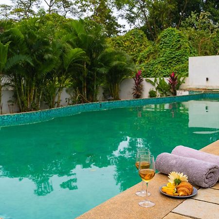 Eko Stay - Solace Villa I Charming Villa Close To Candolim Beach Luaran gambar